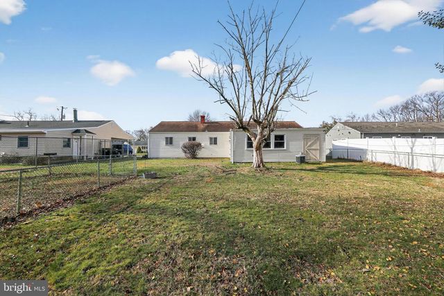 704 BIRCHWOOD DR, Newark, DE 19713