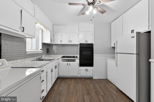 704 BIRCHWOOD DR, Newark, DE 19713