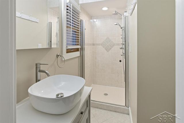 4905 Sturgeon Creek Parkway, Midland, MI 48640