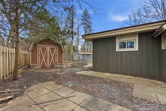 4905 Sturgeon Creek Parkway, Midland, MI 48640