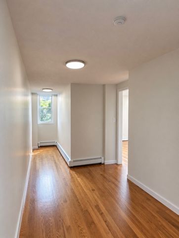 663 Boston St 10, Lynn, MA 01905