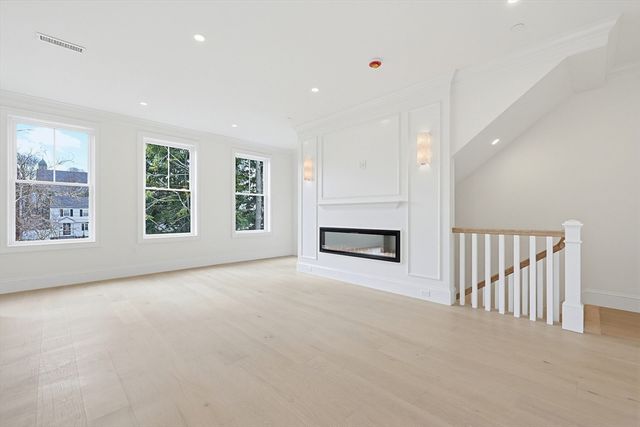 257 R Market Street A, Boston, MA 02135