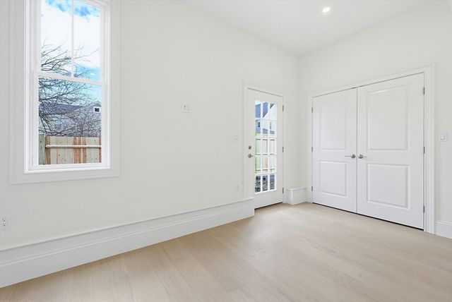 257 R Market Street A, Boston, MA 02135