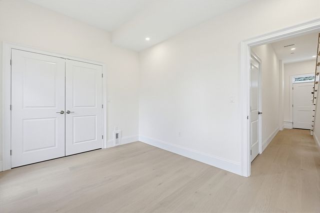 257 R Market Street A, Boston, MA 02135