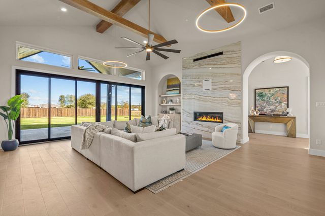 2832 Southbay Circle, Northlake, TX 76226