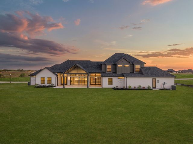 2832 Southbay Circle, Northlake, TX 76226