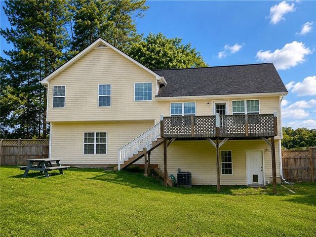 30 Horseshoe Bend Road, Carrollton, GA 30116