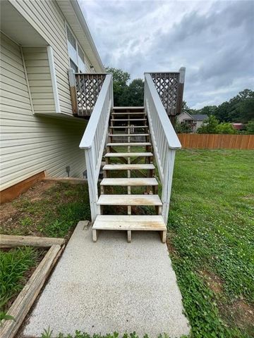 30 Horseshoe Bend Road, Carrollton, GA 30116