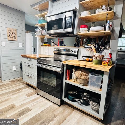 307 FLOYD Road, Forsyth, GA 31029