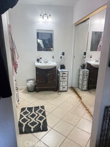 114 W Lancaster Boulevard, Lancaster, CA 93534