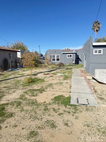 114 W Lancaster Boulevard, Lancaster, CA 93534