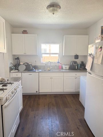 114 W Lancaster Boulevard, Lancaster, CA 93534