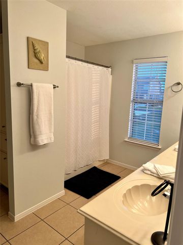 125 Marlin Lane, Freeport, TX 77541