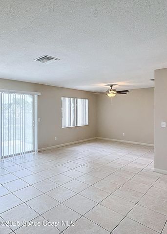 250 Richland Avenue, Merritt Island, FL 32953