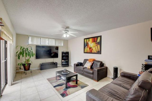 8279 Severn Drive C, Boca Raton, FL 33433