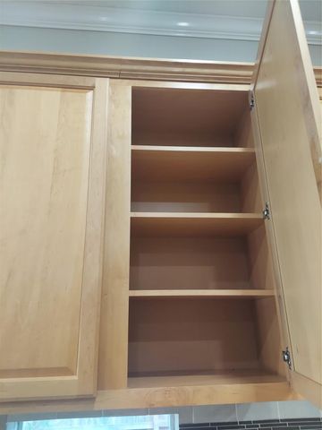 1601 N Lago Vista Court, Pearland, TX 77581