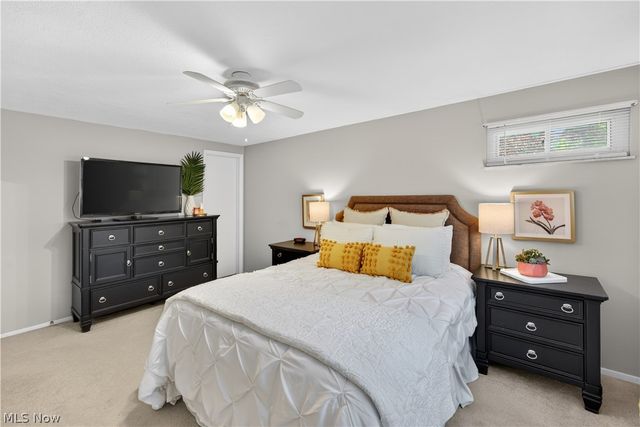 4563 Azalea Lane, North Olmsted, OH 44070