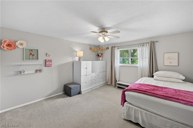 4563 Azalea Lane, North Olmsted, OH 44070
