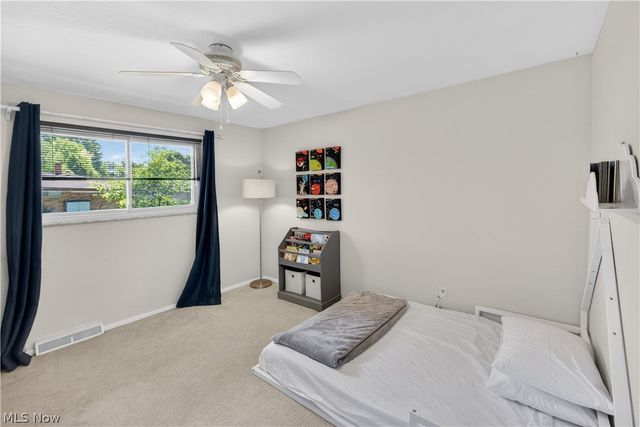 4563 Azalea Lane, North Olmsted, OH 44070