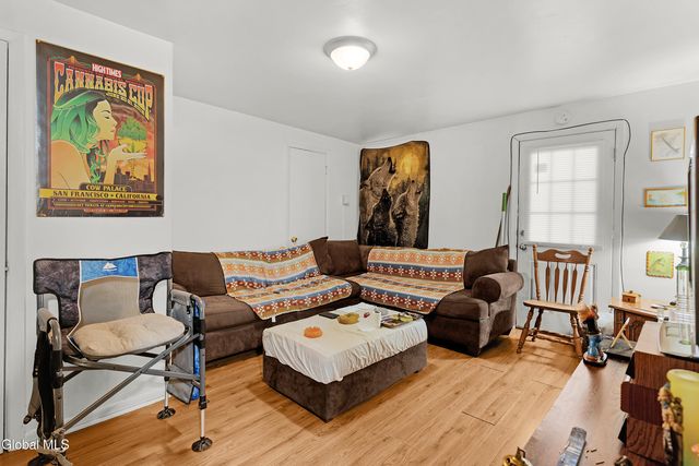 21-23 Watervliet Avenue, Albany, NY 12206