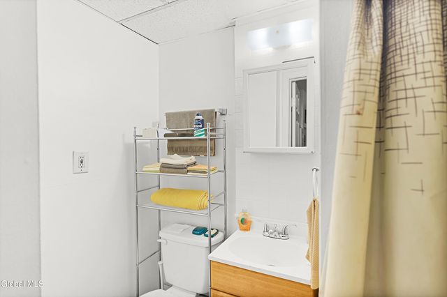 21-23 Watervliet Avenue, Albany, NY 12206