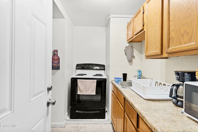 21-23 Watervliet Avenue, Albany, NY 12206