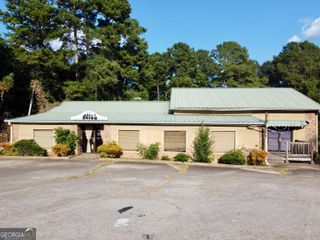 10423 Flat Shoals Road, Covington, GA 30014