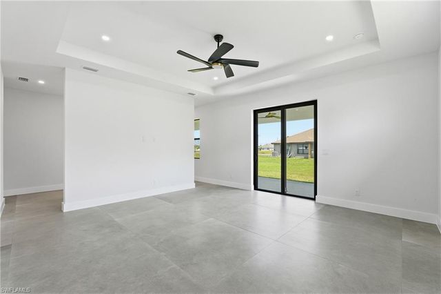 329 NE 15th TER, Cape Coral, FL 33909