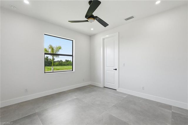 329 NE 15th TER, Cape Coral, FL 33909