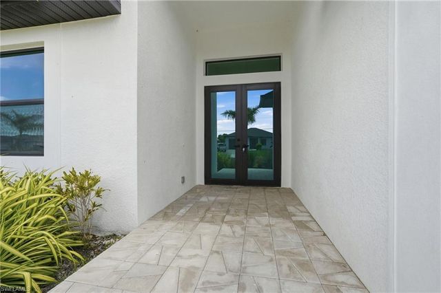 329 NE 15th TER, Cape Coral, FL 33909