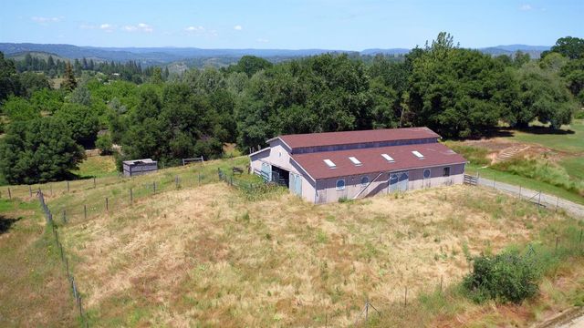 2145 Hidden Ranch Rd, Somerset, CA 95684