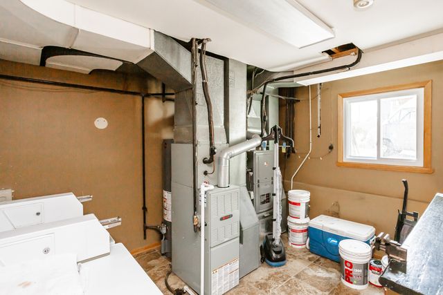 7840 Cronin Avenue 2, Justice, IL 60458