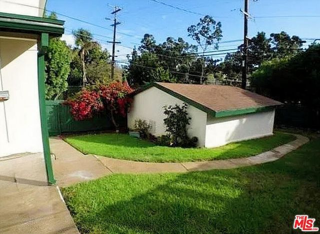 6204 Condon Avenue, Los Angeles, CA 90056