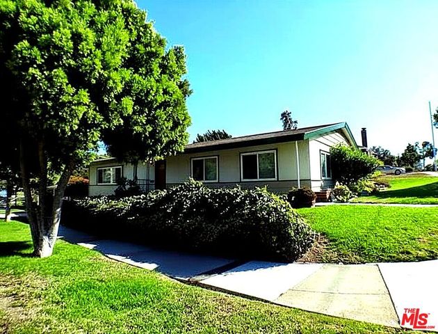 6204 Condon Avenue, Los Angeles, CA 90056