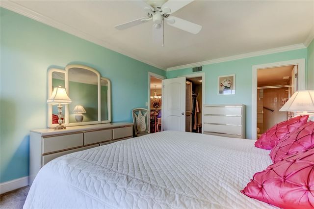 9490 HARBOR GREENS WAY 202, Seminole, FL 33776