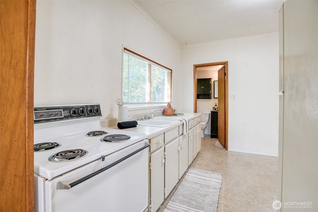 917 N Division Street, Aberdeen, WA 98520