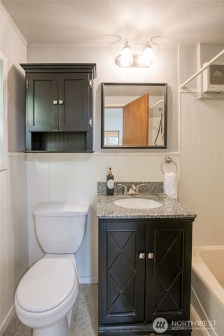 917 N Division Street, Aberdeen, WA 98520