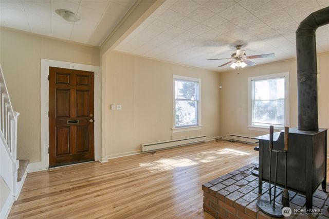 917 N Division Street, Aberdeen, WA 98520