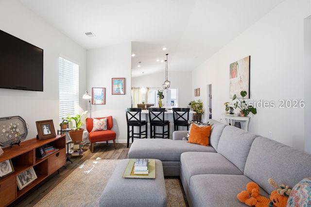 54 Whispering Oaks Cir, Bluffton, SC 29909