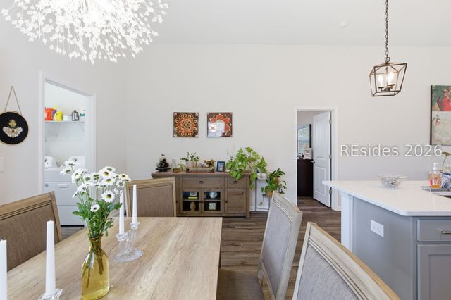 54 Whispering Oaks Cir, Bluffton, SC 29909