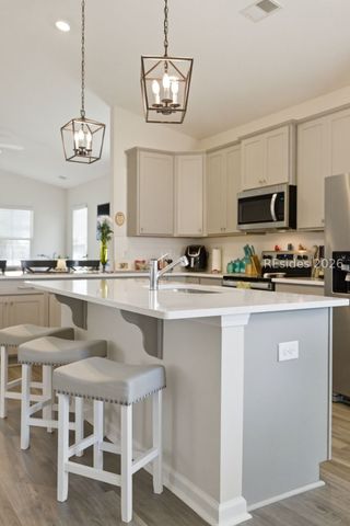 54 Whispering Oaks Cir, Bluffton, SC 29909