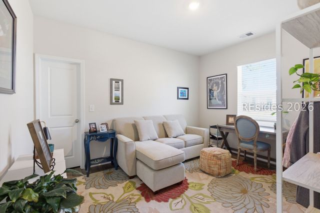 54 Whispering Oaks Cir, Bluffton, SC 29909