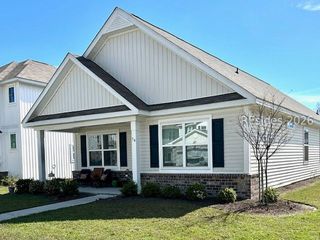 54 Whispering Oaks Cir, Bluffton, SC 29909