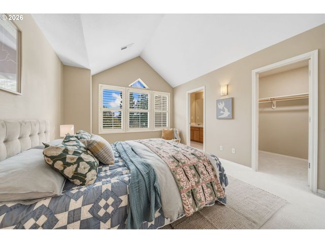 344 4TH St, Lake Oswego, OR 97034