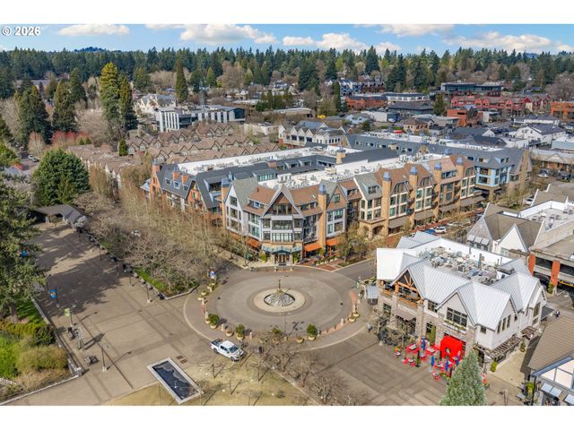 344 4TH St, Lake Oswego, OR 97034