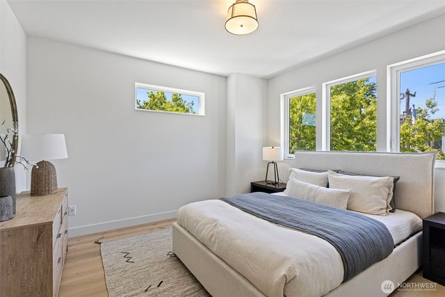 4432 Dayton Avenue N, Seattle, WA 98103