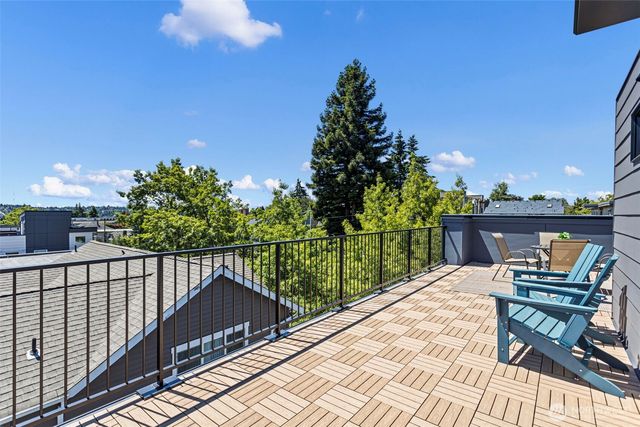 4432 Dayton Avenue N, Seattle, WA 98103