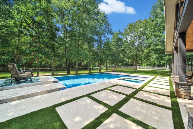 8857 Catamaran Way, Montgomery, TX 77316