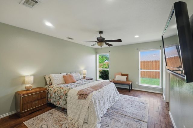 7732 Sagebrush Court N, North Richland Hills, TX 76182