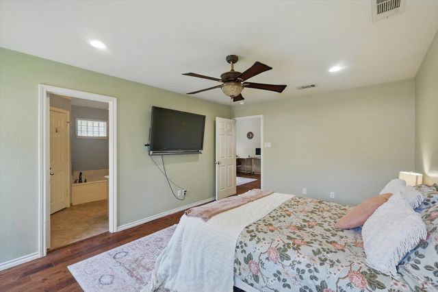 7732 Sagebrush Court N, North Richland Hills, TX 76182